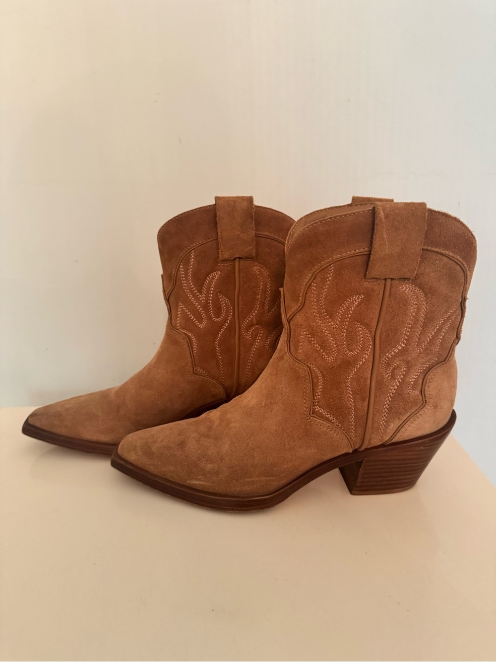 Reformation Suede Western Ankle Boots Tan Size 8 - Picture 5 of 8